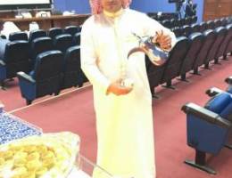 ابواحمدالنوبي خدمه الشاي والقهوة والعصائ