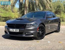 CHARGER SXT 2018 عداد 16 ألف فقط