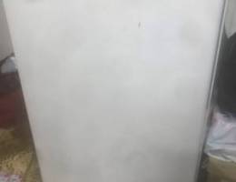 للبيع ثلاجة من شركة هاير haier