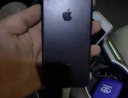 للبيع ايفون 7 عادي نظيف ١٢٨قيقا وايفون ٦