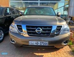 2016 -باترول SE Sunroof
