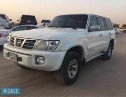 نيسان سفاري