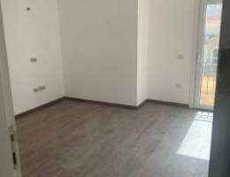 للايجار بالعمريه شقه عرفه وحمام ومطبخ  و