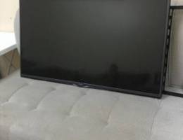 تلفزيونك LG 42 بوصة مع ستاند وكامل اغراض