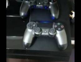 مطلوب بلاي ستيشن ٤ I need play station 4