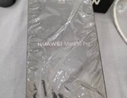 Huawei Mate 30 Pro & NETGEAR M1